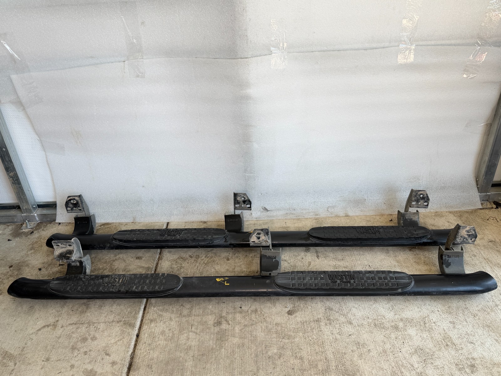 2019-2024 Ram 2500 Crew Cab Right Side Running Step Board 68361680AA OEM (Used)