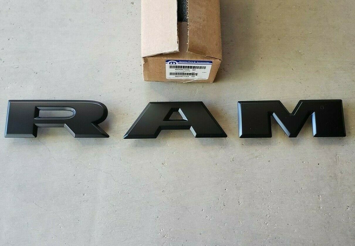 Front Grille Glossy Black Laramie, Ram 2500/3500/4500 2019–2024, OE 68443922AA