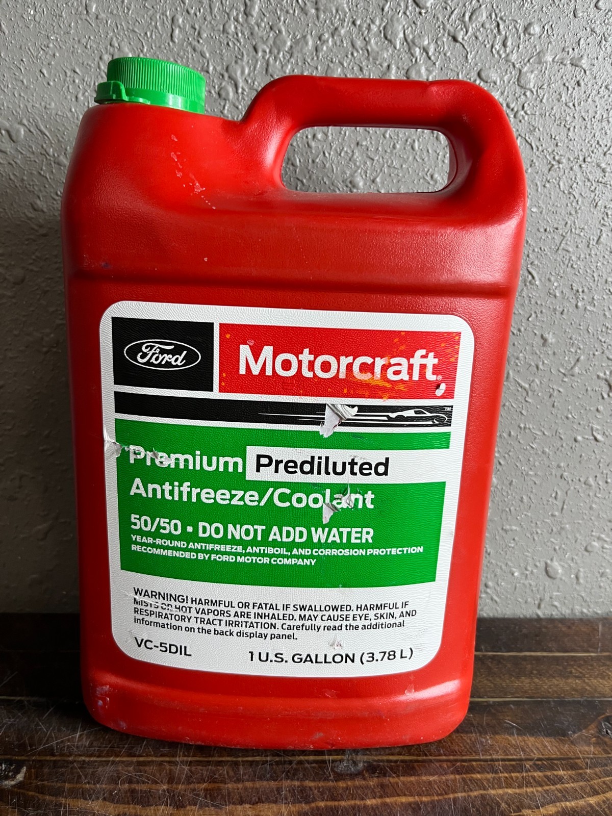 Motorcraft Premium Prediluted Antifreeze/Coolant 50/50, 1 Gallon