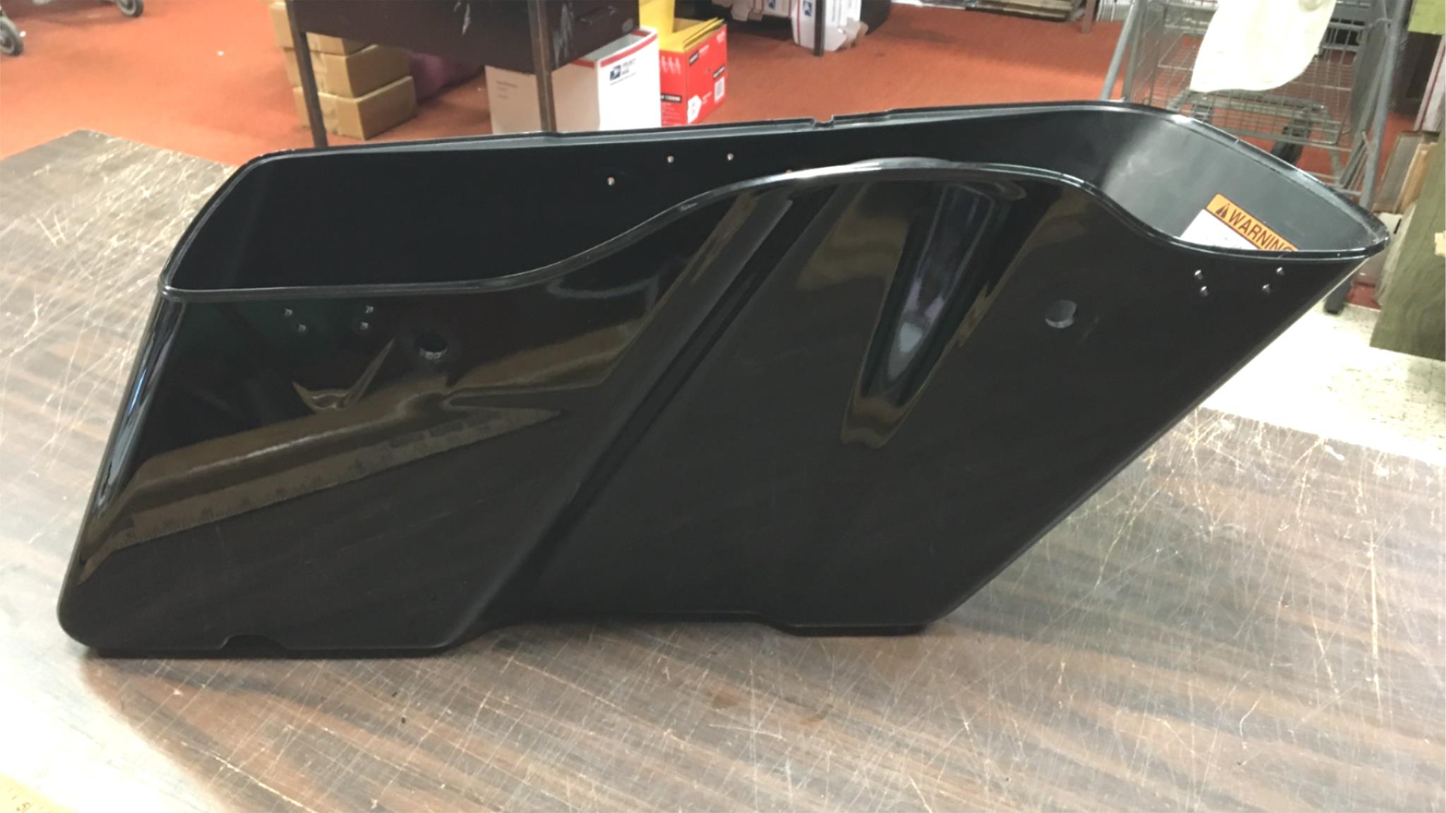 Harley-Davidson OEM Touring Rear Saddlebag Bottoms, Vivid Black, 2014–2023 (90200412 / 90200414)