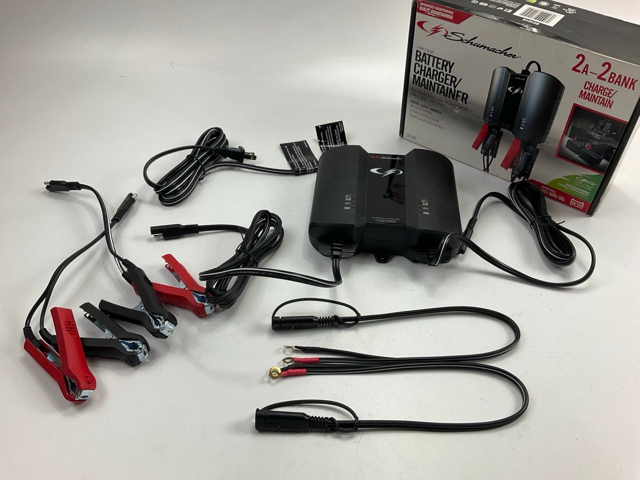 Schumacher SC1410 6V/12V Two-Bank 2A Battery Charger/Maintainer