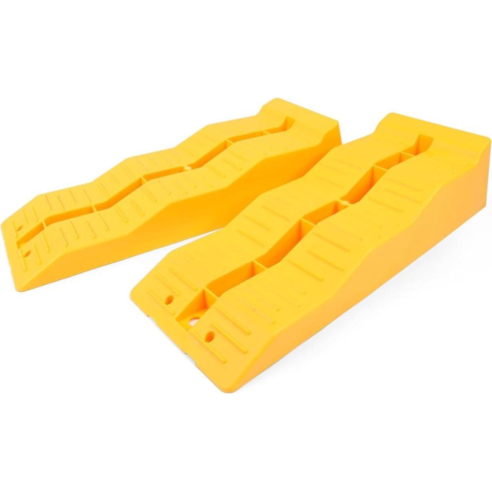 MaxxHaul 50939 3-Steps RV Leveling Ramps with Wheel Chocks, Set of 2