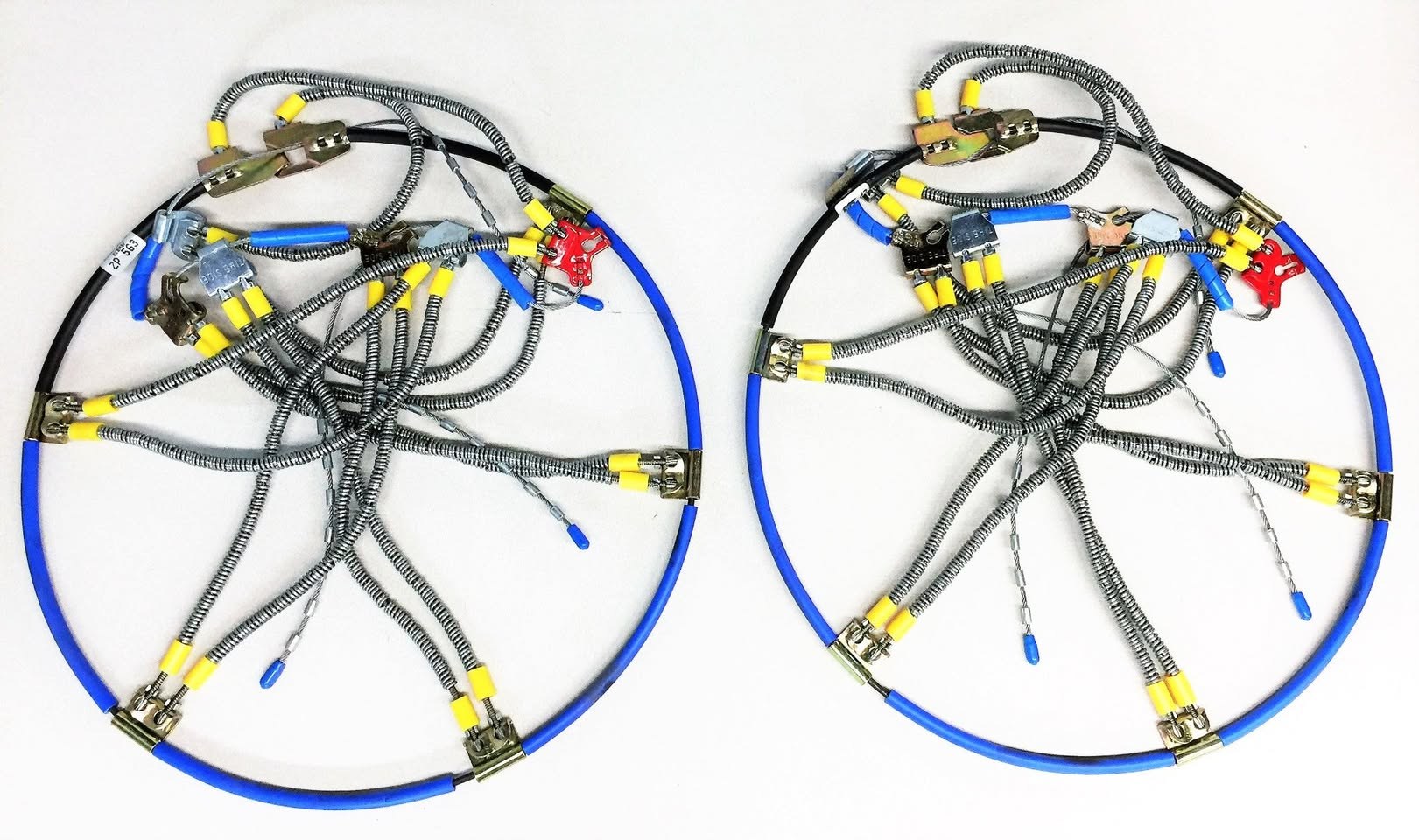 SCC SZ143 Super Z6 Cable Tire Chain for Passenger Cars, Pickups, and SUVs, Set of 2