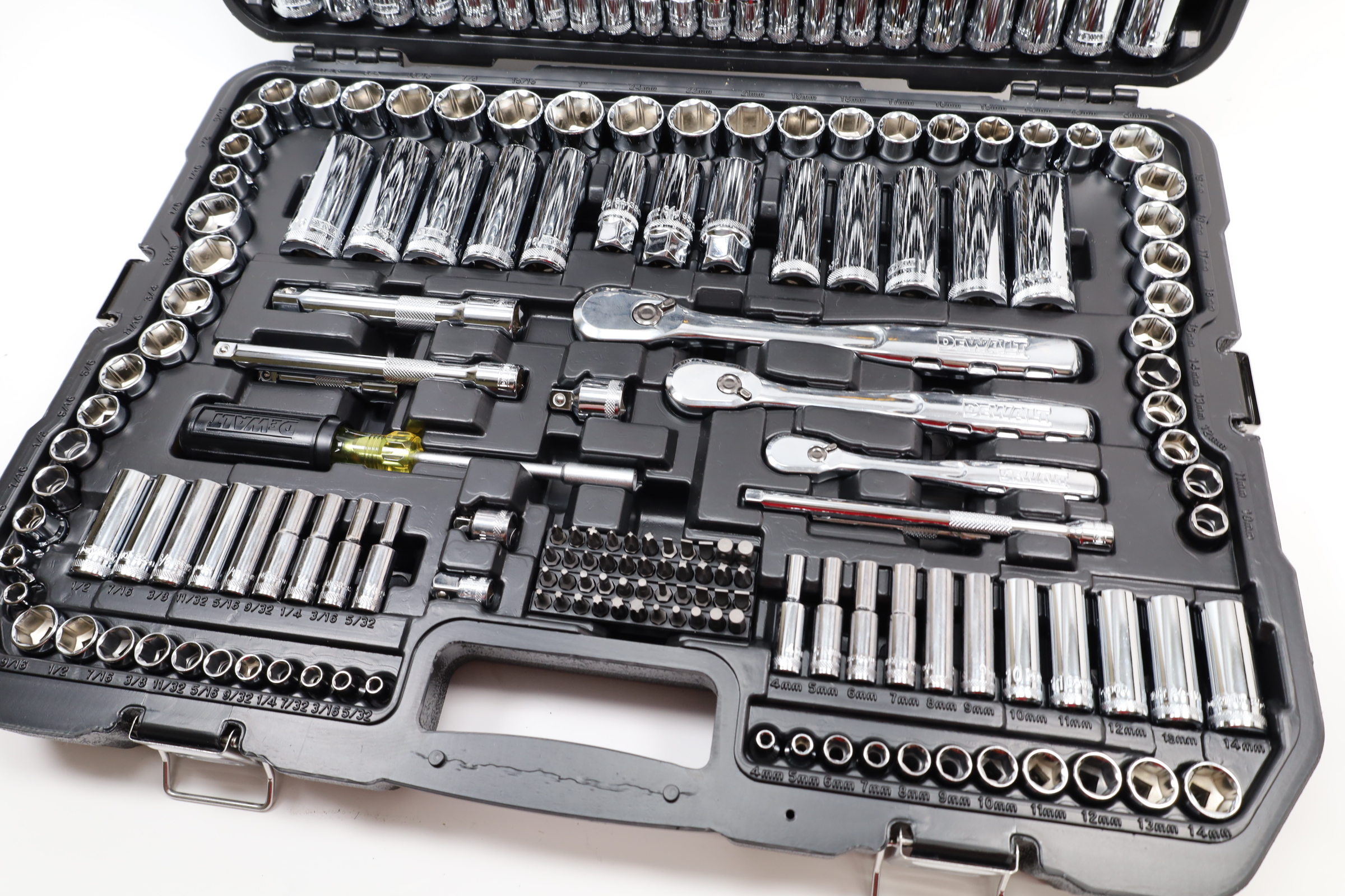 DEWALT 247-Piece Mechanic Tool Set DWMT81535