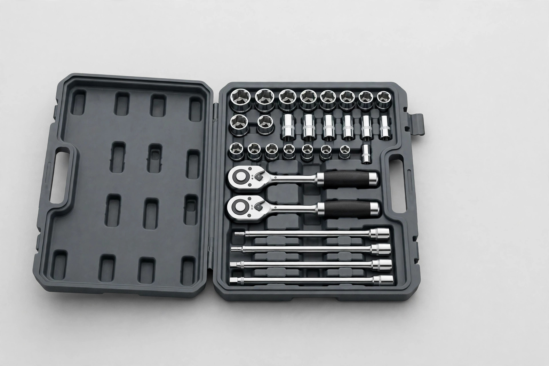 Amazon Basics 145-Piece Mechanics Socket Set