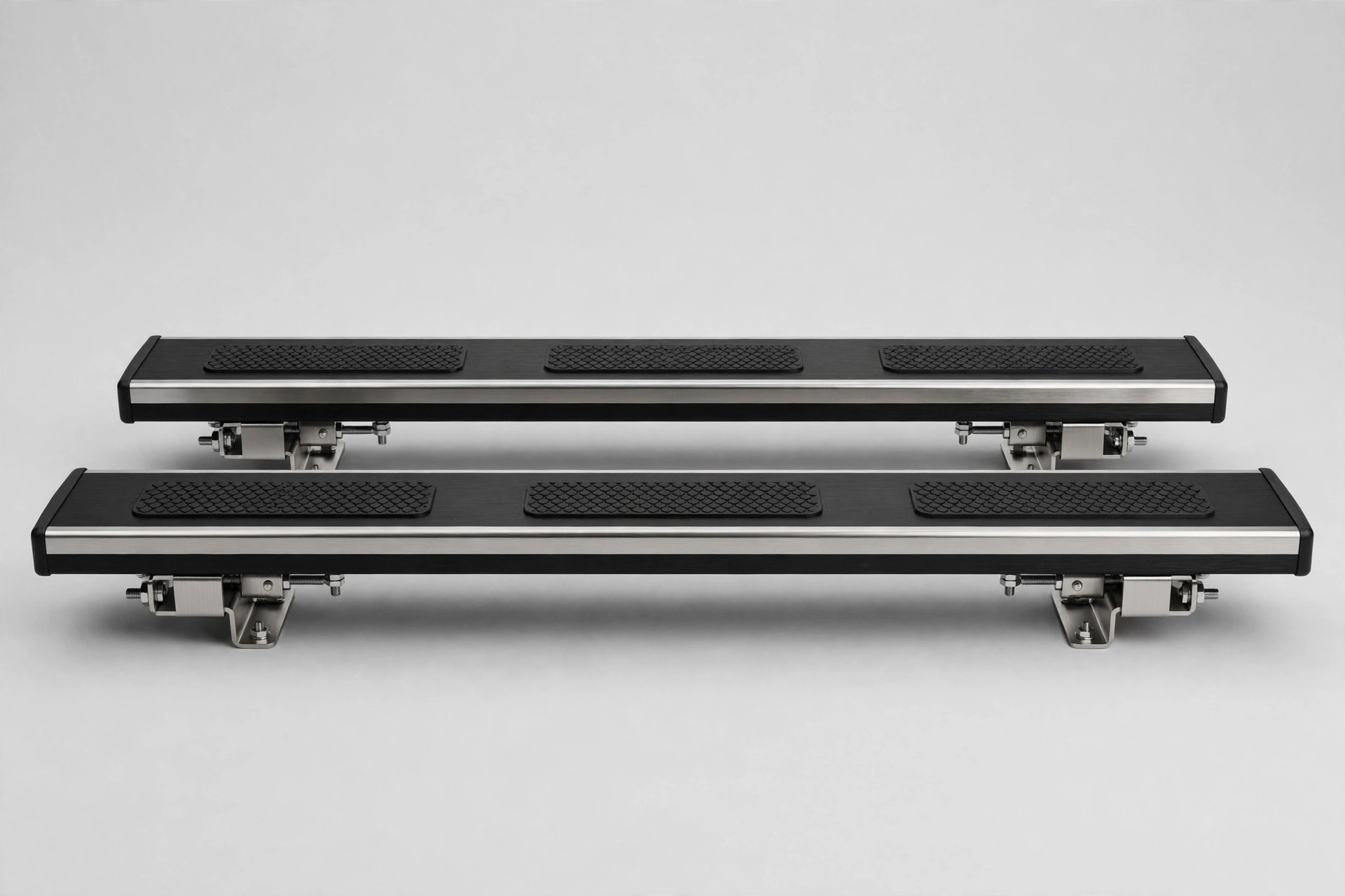 COMNOVA 6-Inch Running Boards