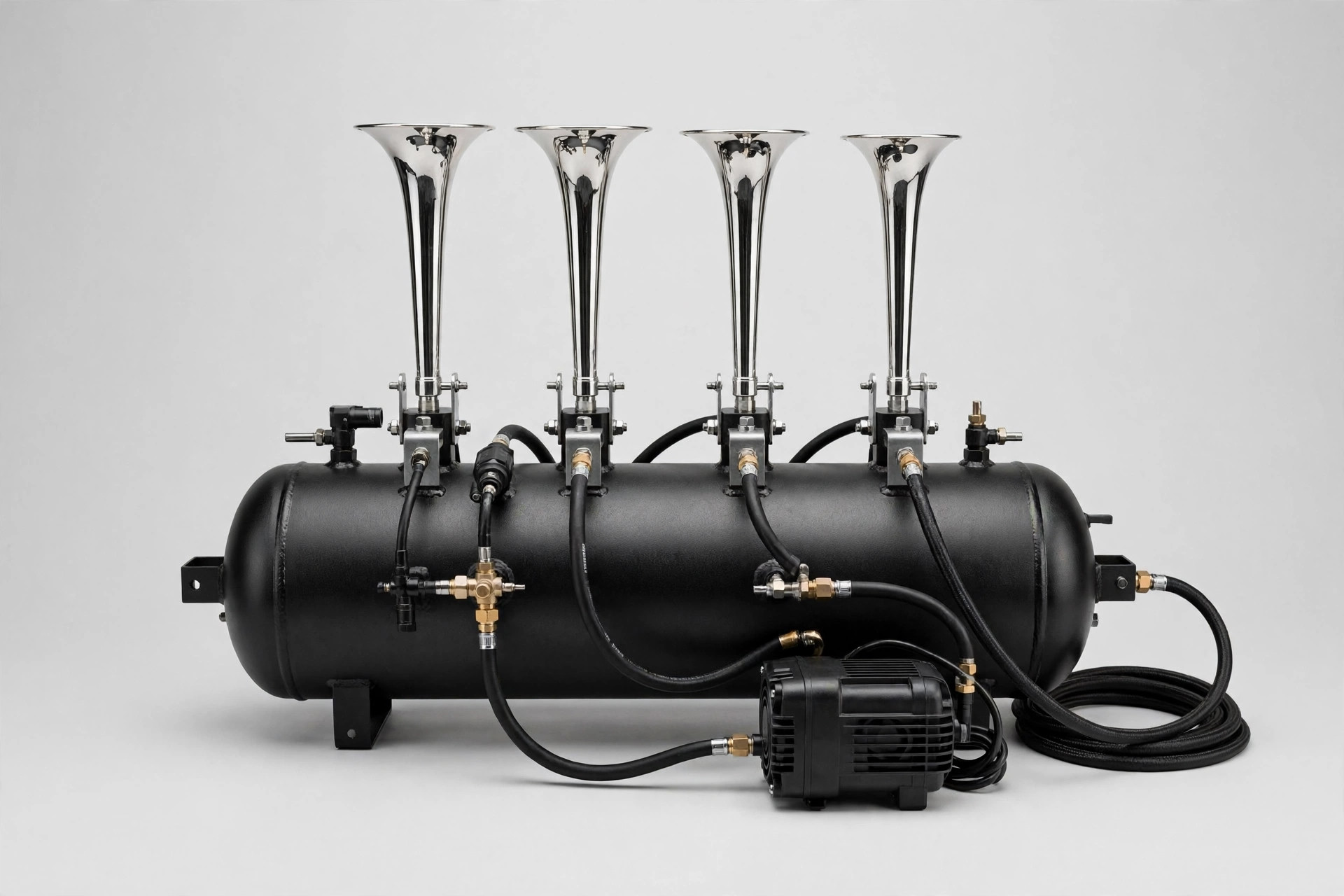 Vixen Horns VXO8330/4124B Train Horn Kit — 200 PSI, 3-Gallon Tank, 4 Trumpets